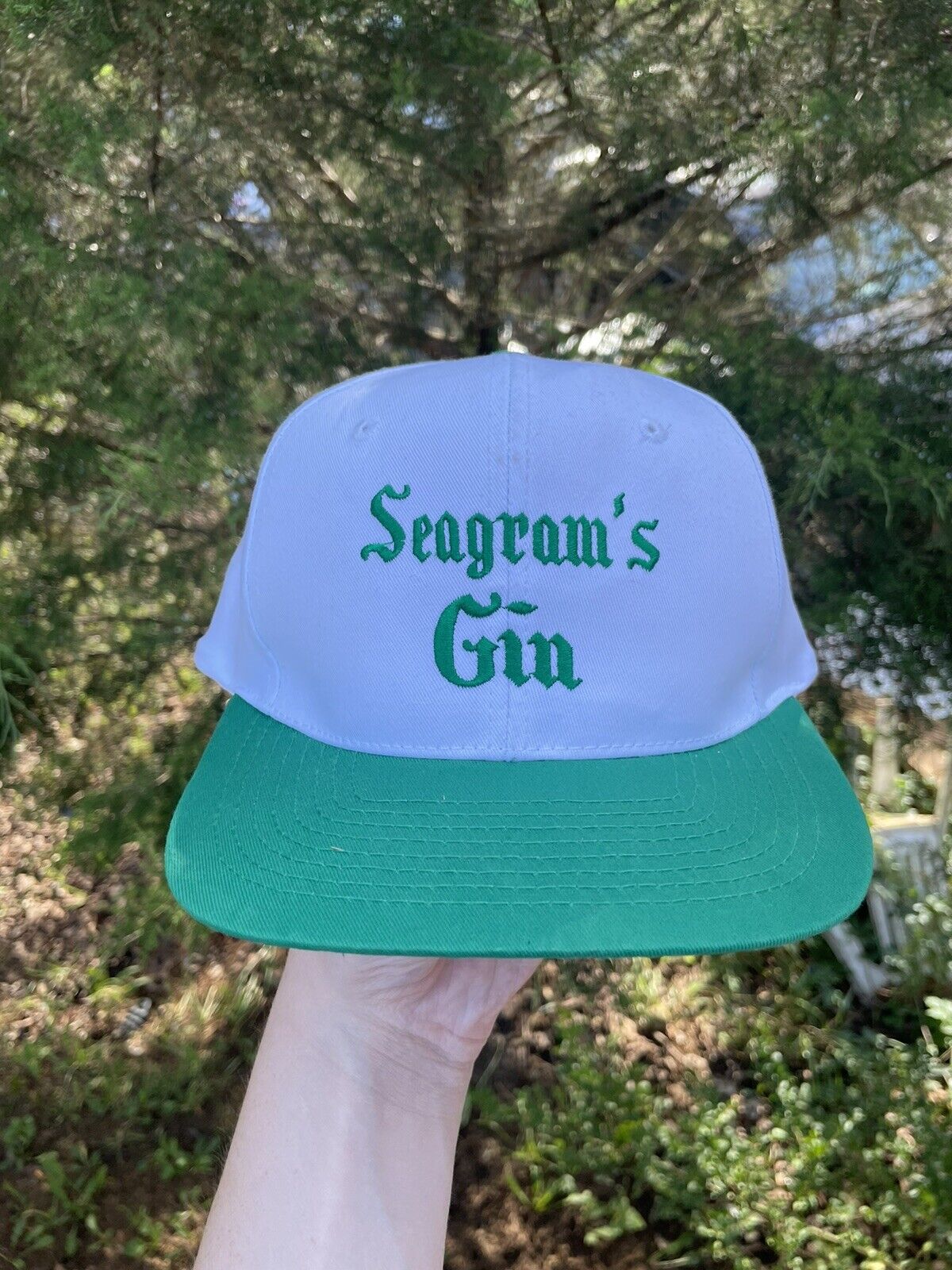 Vintage 90s Seagrams Gin Hat