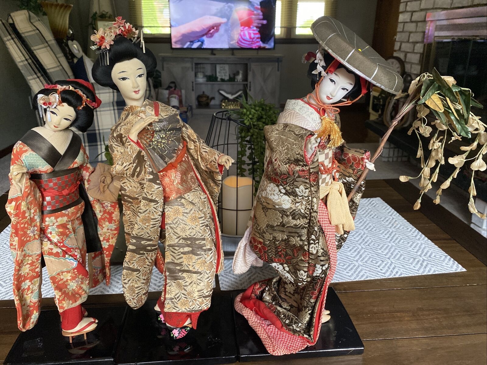 3 Vintage Yamaha Kyugetsu Japanese Geisha Dolls in Traditional Kimono 16” & 14”