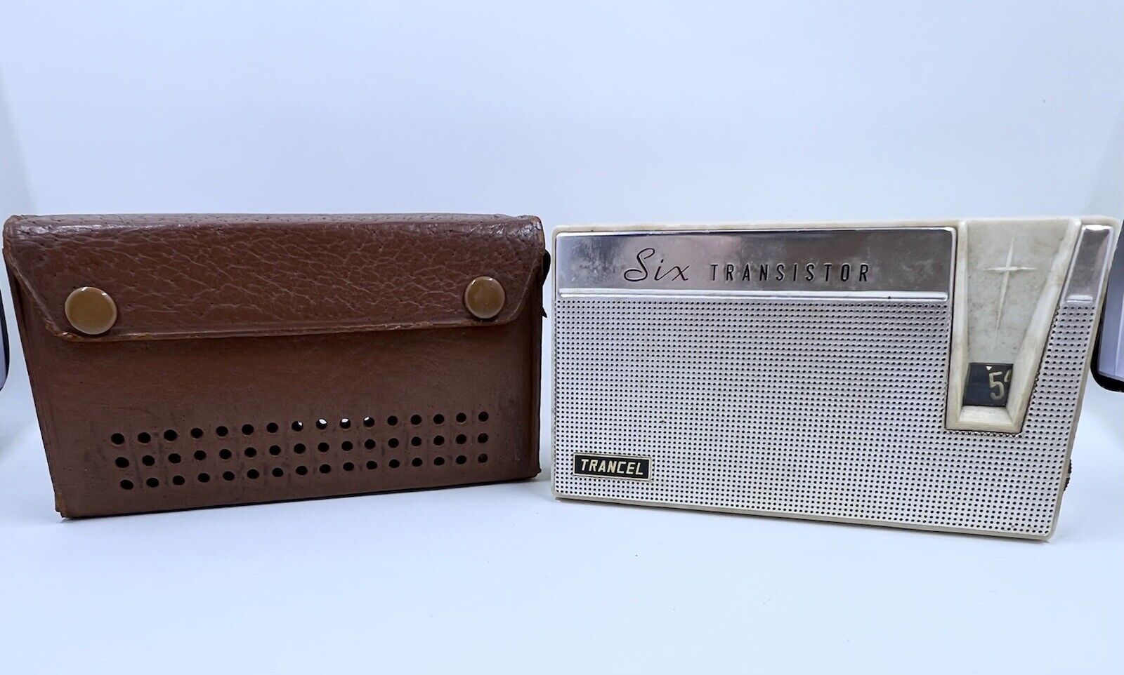 Vintage 1962 Trancel T-11  6 Transistor Portable AM Radio Tested Working