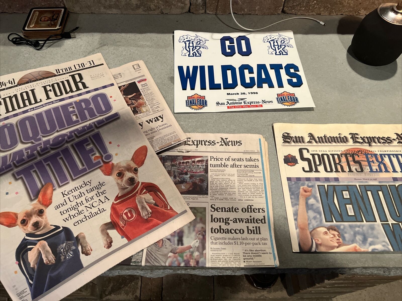 San Antonio Express 1998 Kentucky Wildcats National Championship Newspapers
