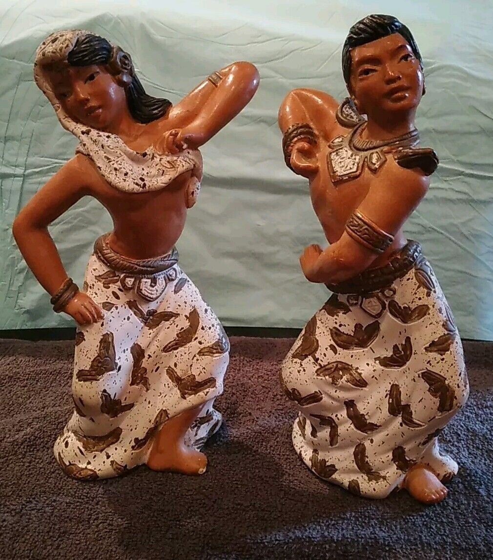 Pair of Universal Statuary Polynesian Dancers Vintage 1955 Beige Chalkware