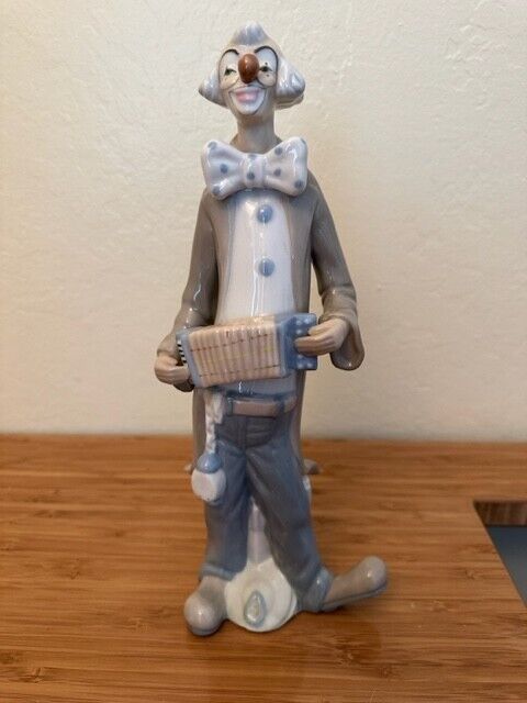 Vintage Casades Clown Playing Accordion 10.75 inches tall