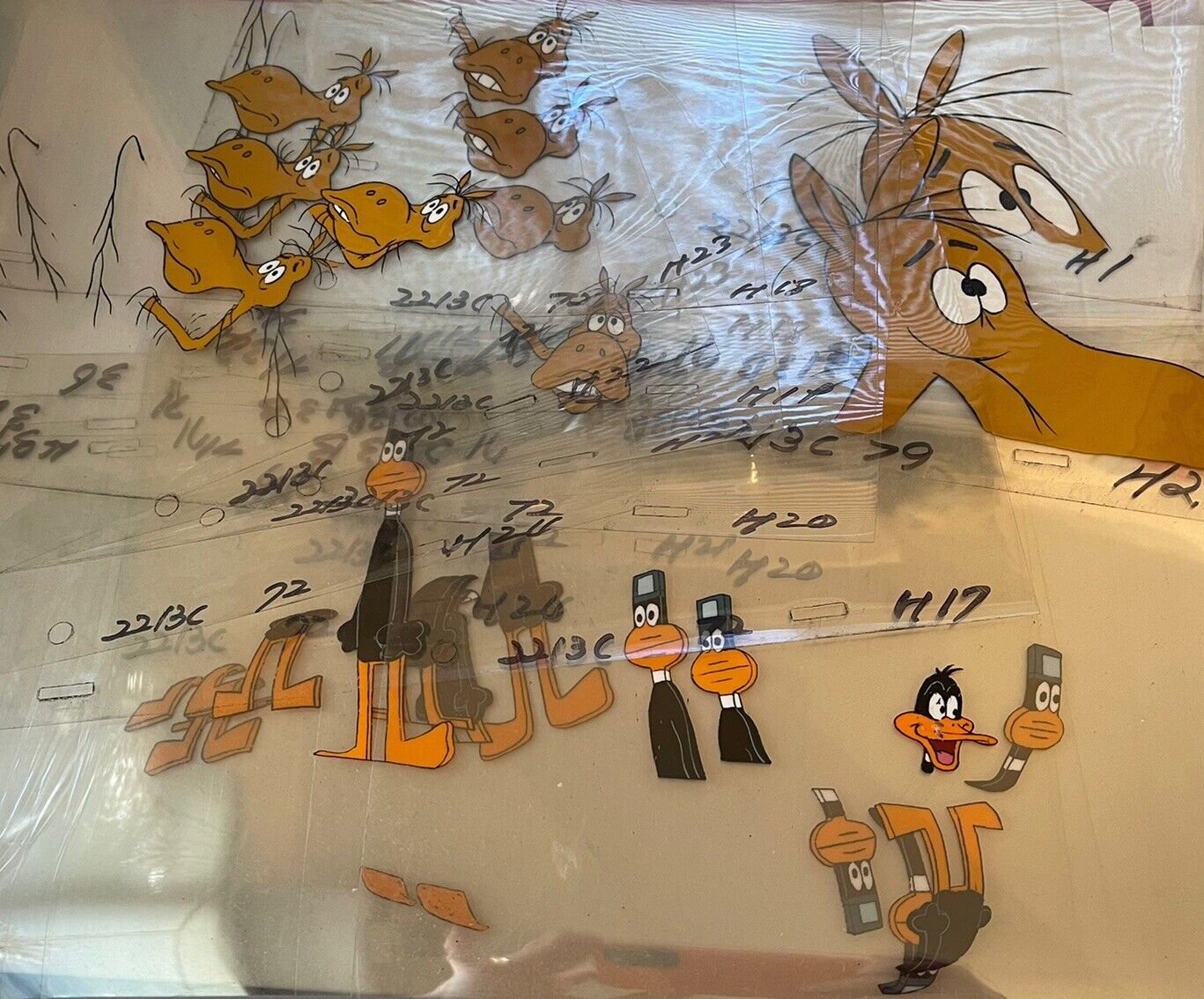 Original Animation Cel Looney Tunes Daffy Duck Flies North 1980 Lot 25 Cells