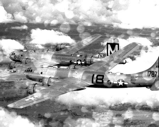 US Air Force 19th Bombardment Group B-29 Superfortresses 8x10 WWII WW2 Photo 570