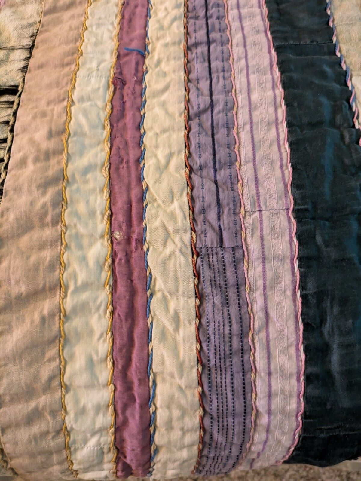 Beautiful Vintage Handmade Full Size Hand stitched Strip Quilt