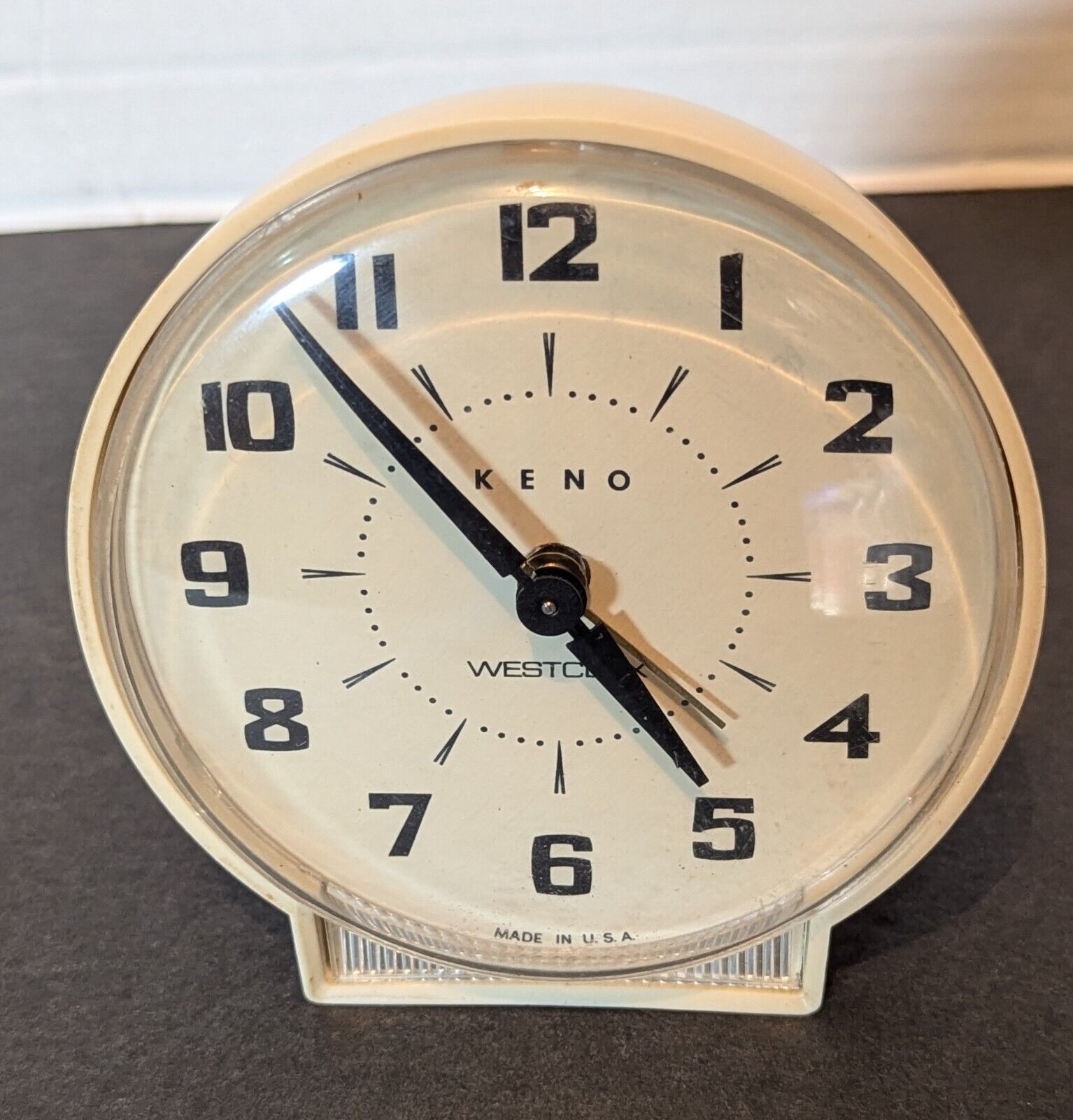 Vintage Wetclox Keno Wind Up Alarm Clock