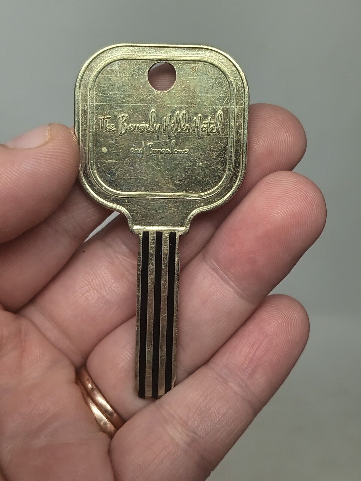VINTAGE BEVERLY HILLS HOTEL AND BUNGALOWS KEY