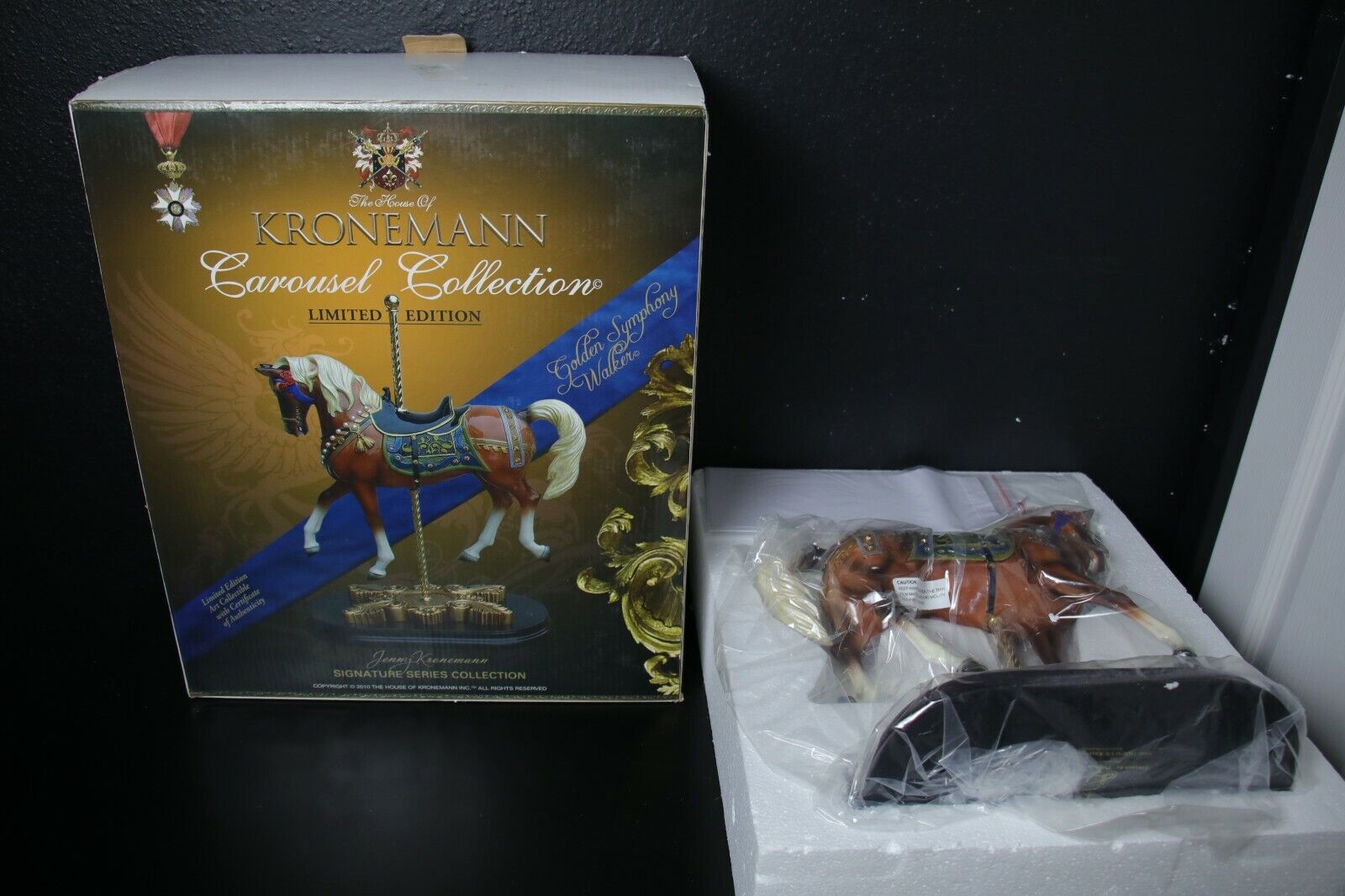 The House Of Kronemann Collectible Carousel Collection Golden Symphony Walker