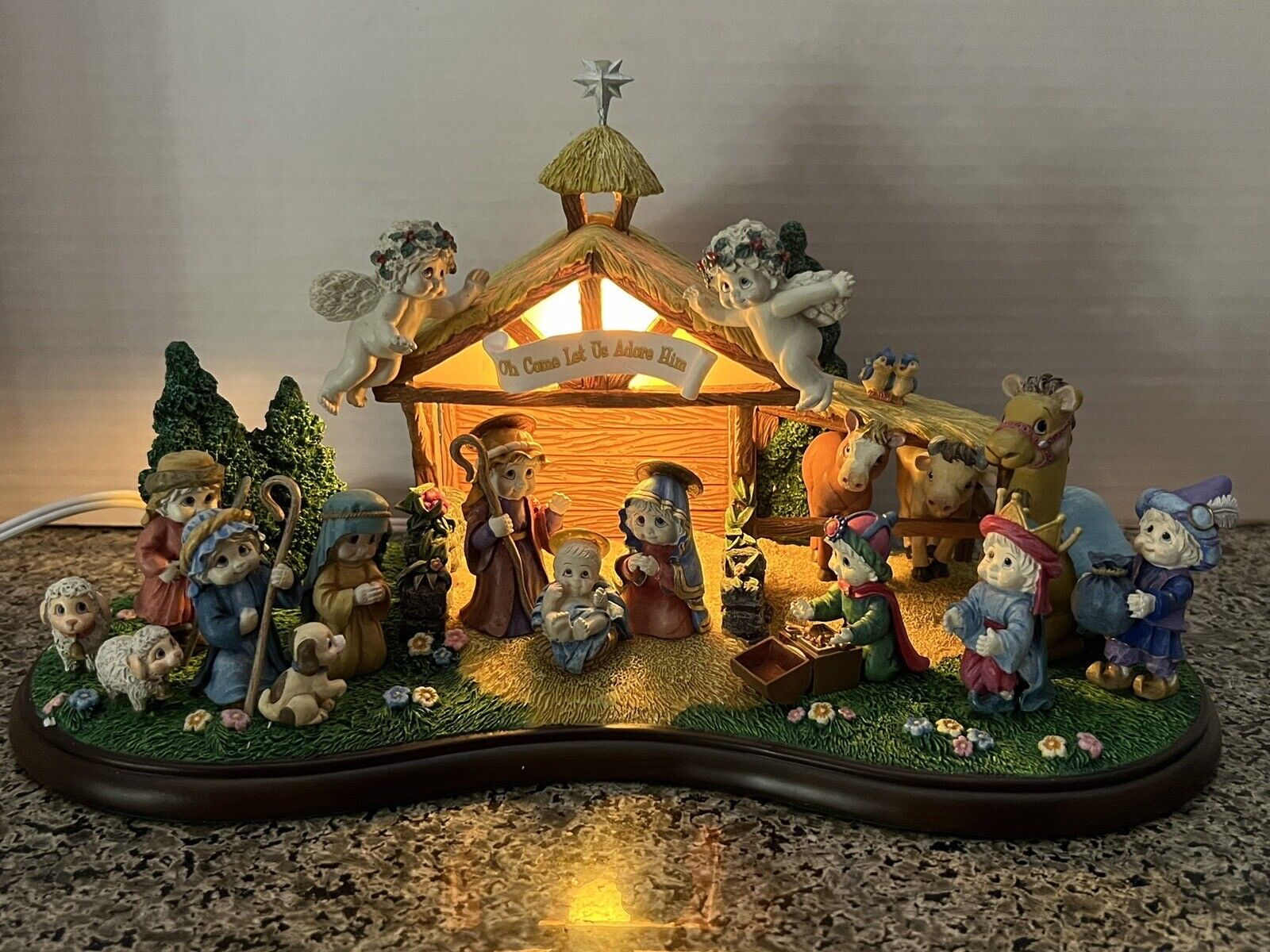 Vintage 2003 The Dreamsicles Nativity Set Lighted Danbury Mint Collection W/Box