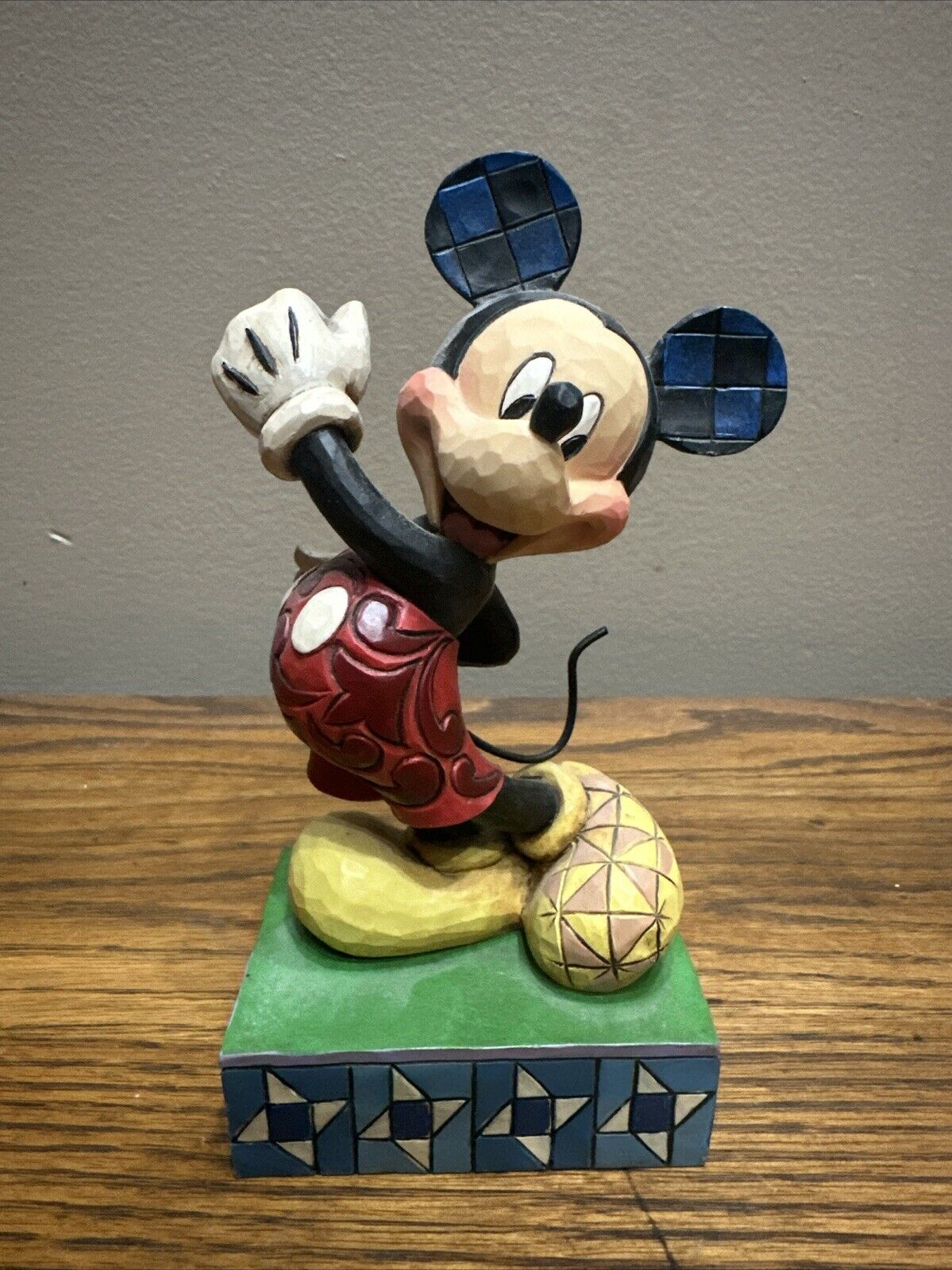 Jim Shore Disney Traditions Showcase Collection Mickey Mouse \