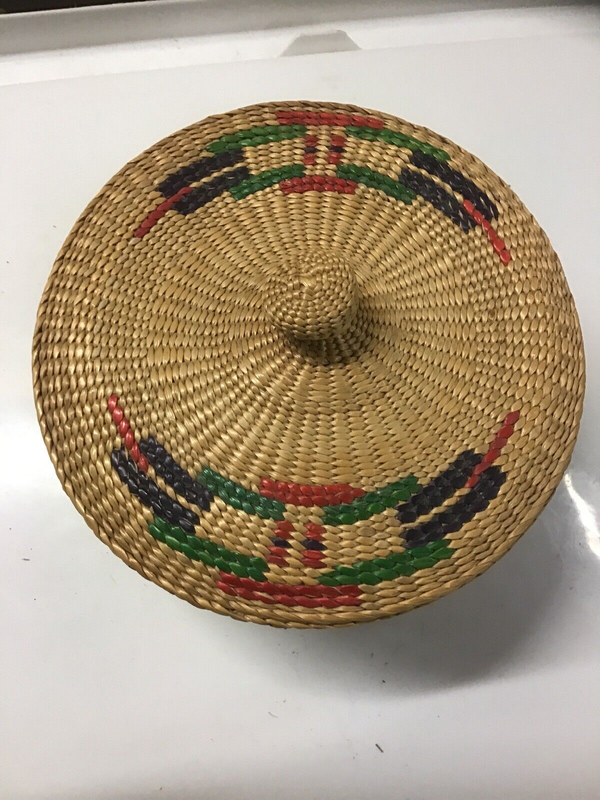 Vintage  Round 5.5” Lidded Basket Tight Weaved 