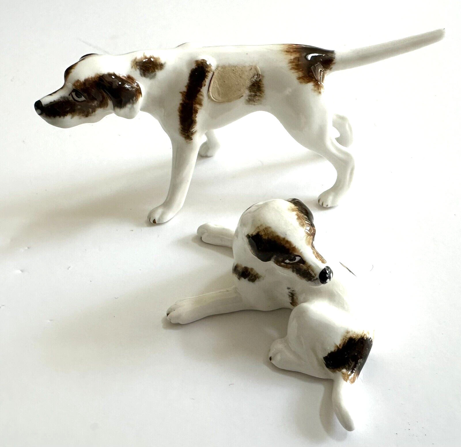 Pair of English Pointer Dogs Figurines