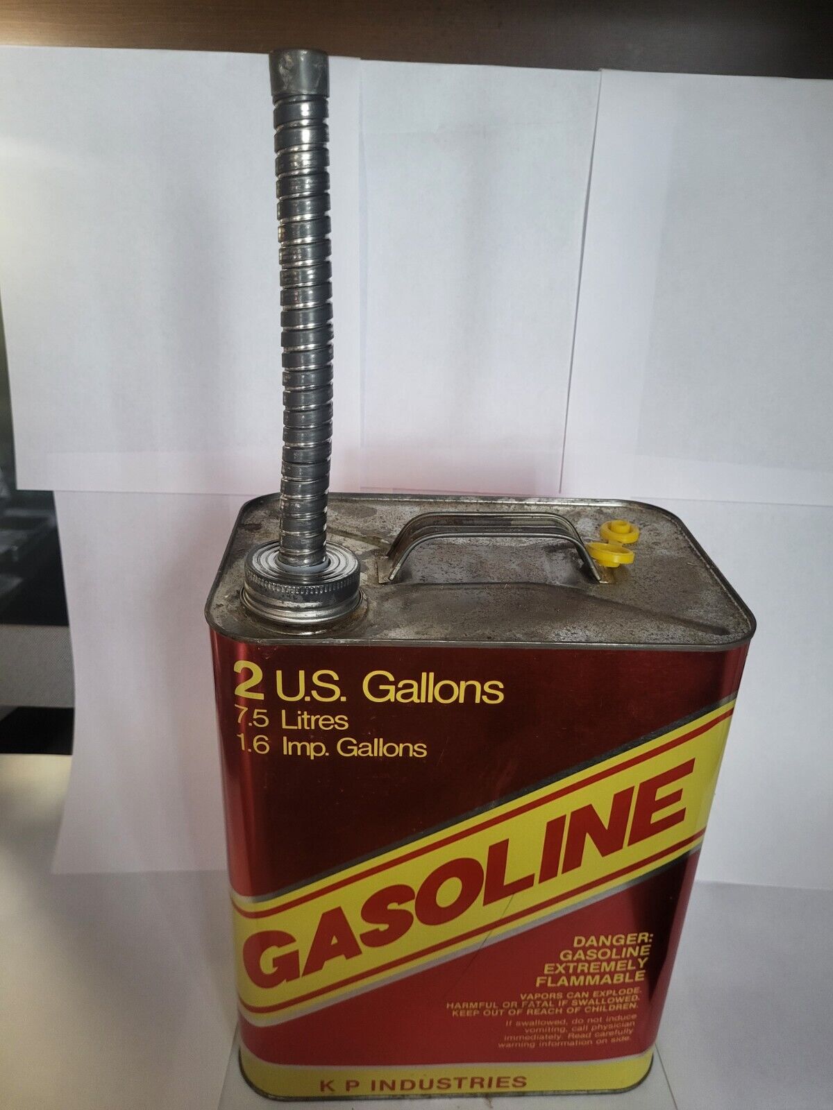 metal gas can