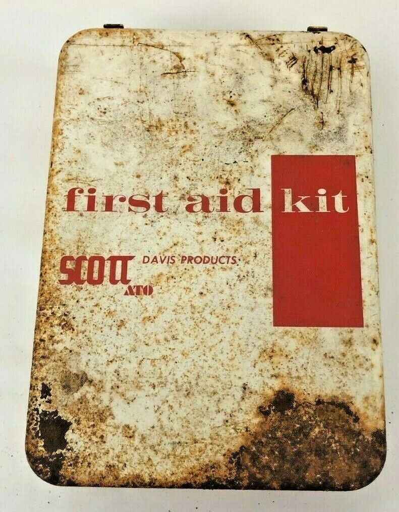 Vintage First Aid Kit Scott Davis Products ATO w original bandages 