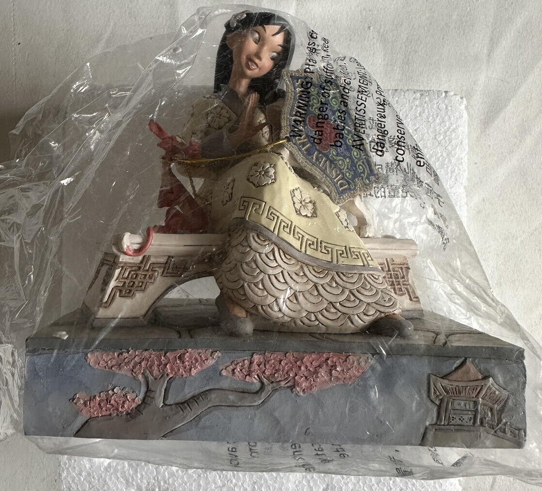 Honorable Heroine Mulan Figurine, Disney Showcase Collection OPEN BOX