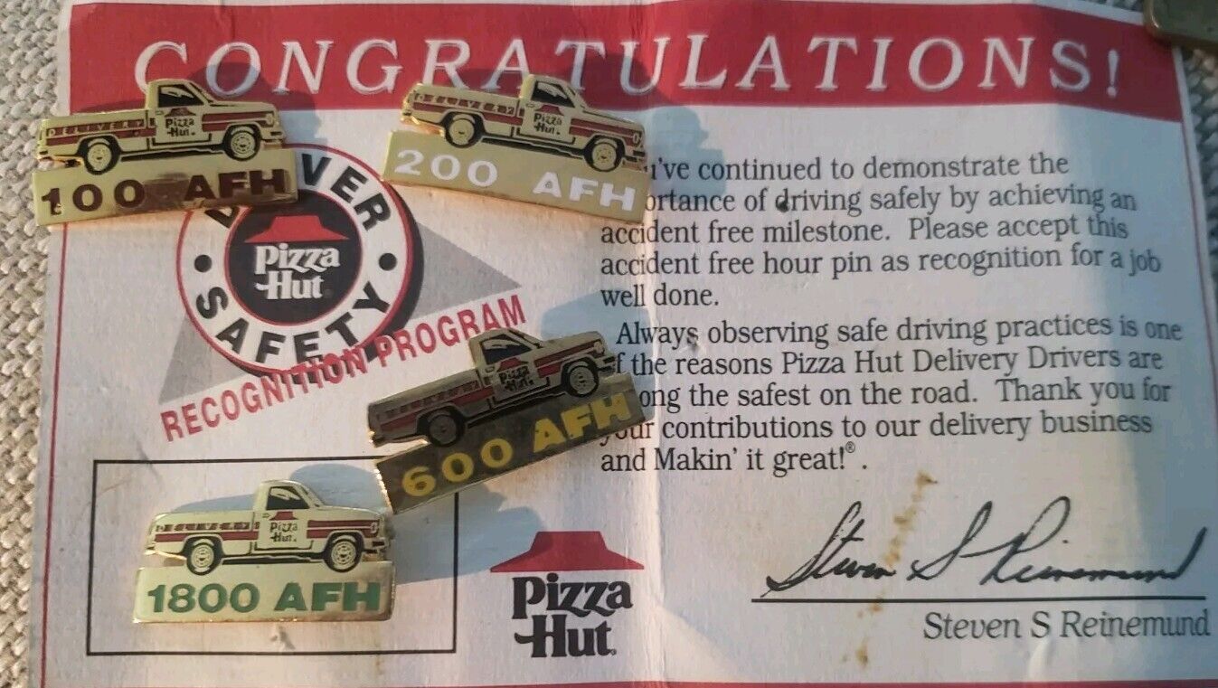 4 Vintage Pizza Hut Accident Free Hours Award Pins And Card.