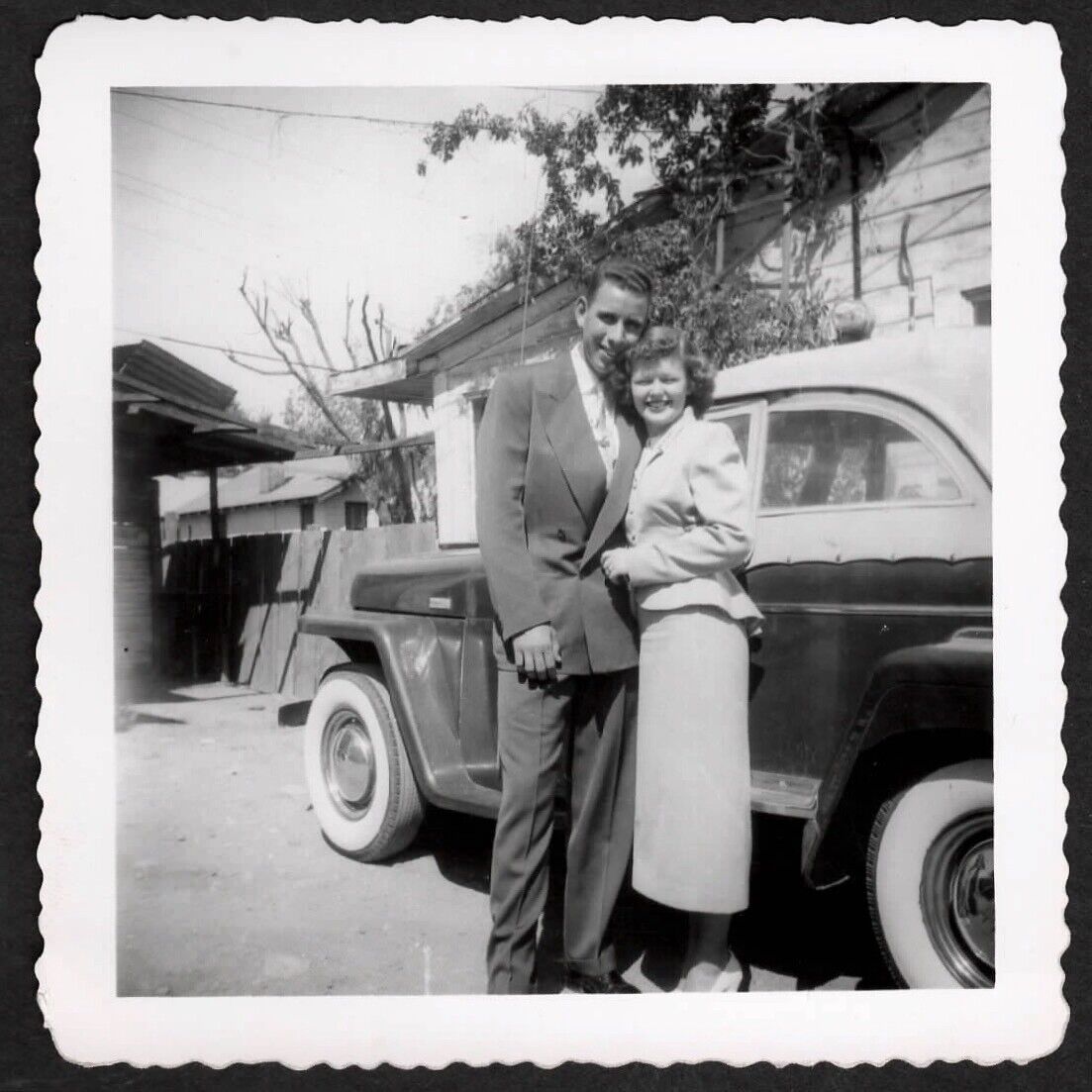 CarSpotter: 1948-51 WILLYS JEEPSTER Barb & Bill; Vintage SNAPSHOT Found Photo