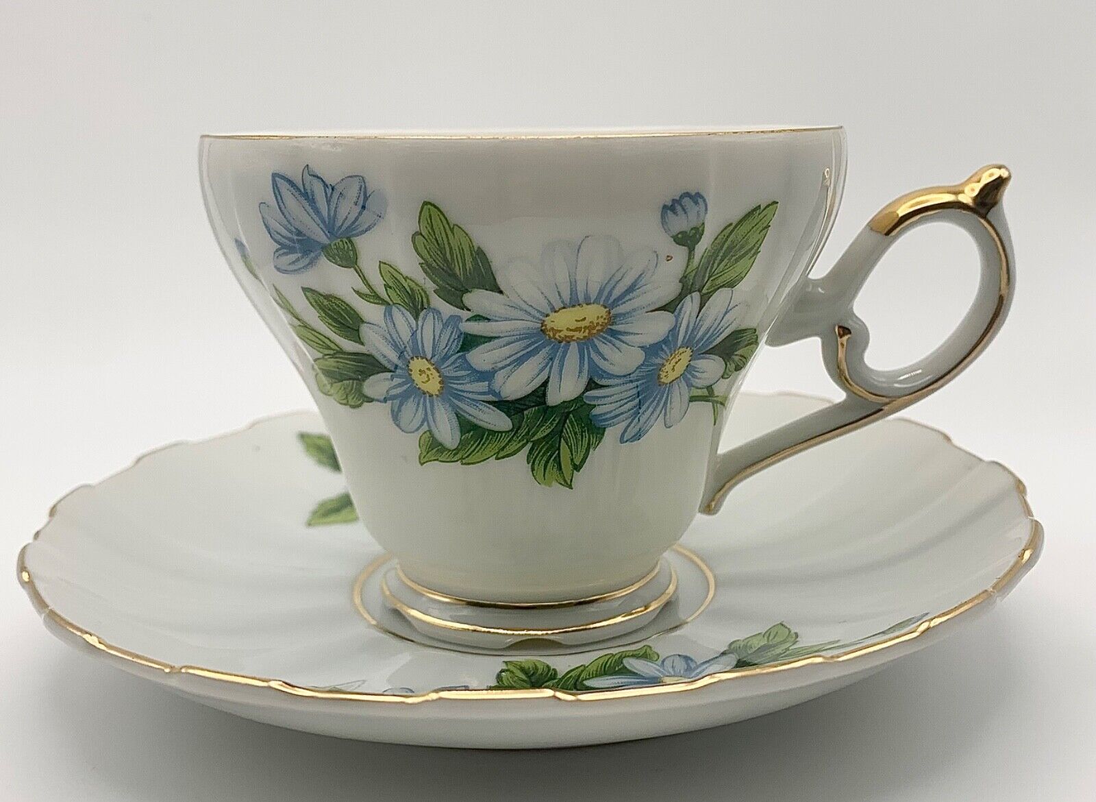 Beautiful Vintage Hamilton Blue April Daisy China Tea cup and Saucer