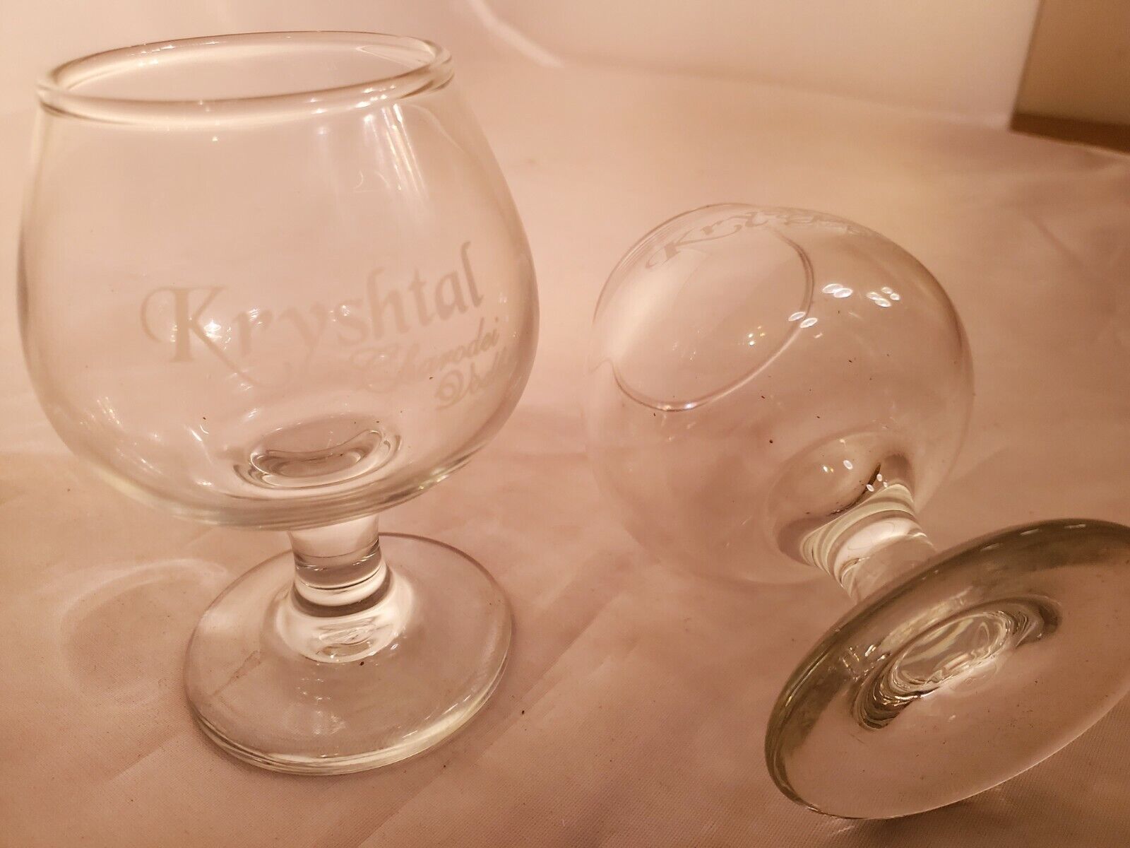 Set of 2 Libbey Embassy 5.5oz Kryshtal Chardodei Vodka Etched Brandy Glasses