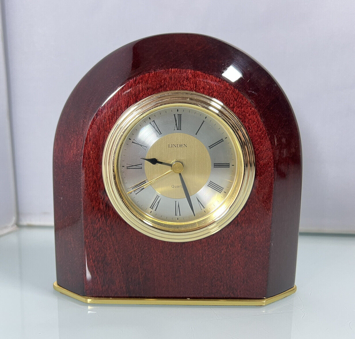 Vintage Linden Quartz Teak Wood & Gold/Silver Small Mantel / Desk Clock *TESTED*