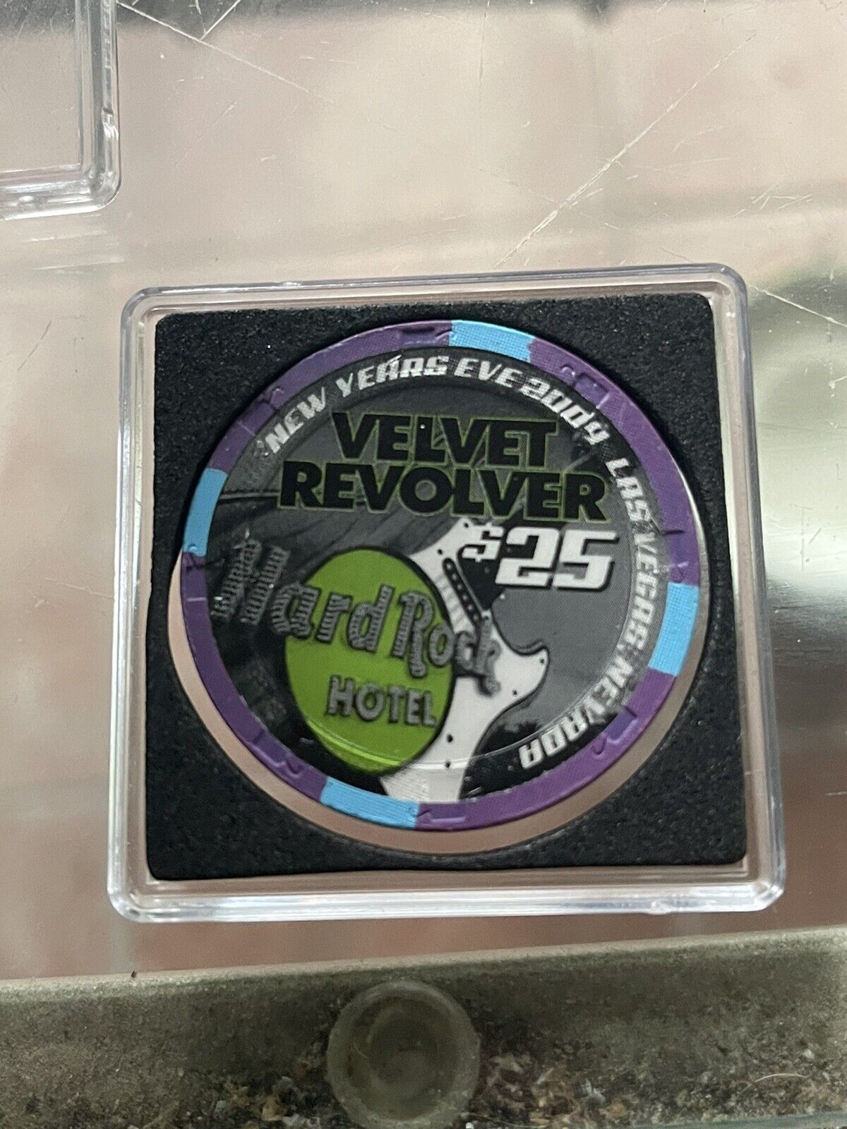 $25  hard rock  Velvet Revolver casino chip las vegas super rare obsolete