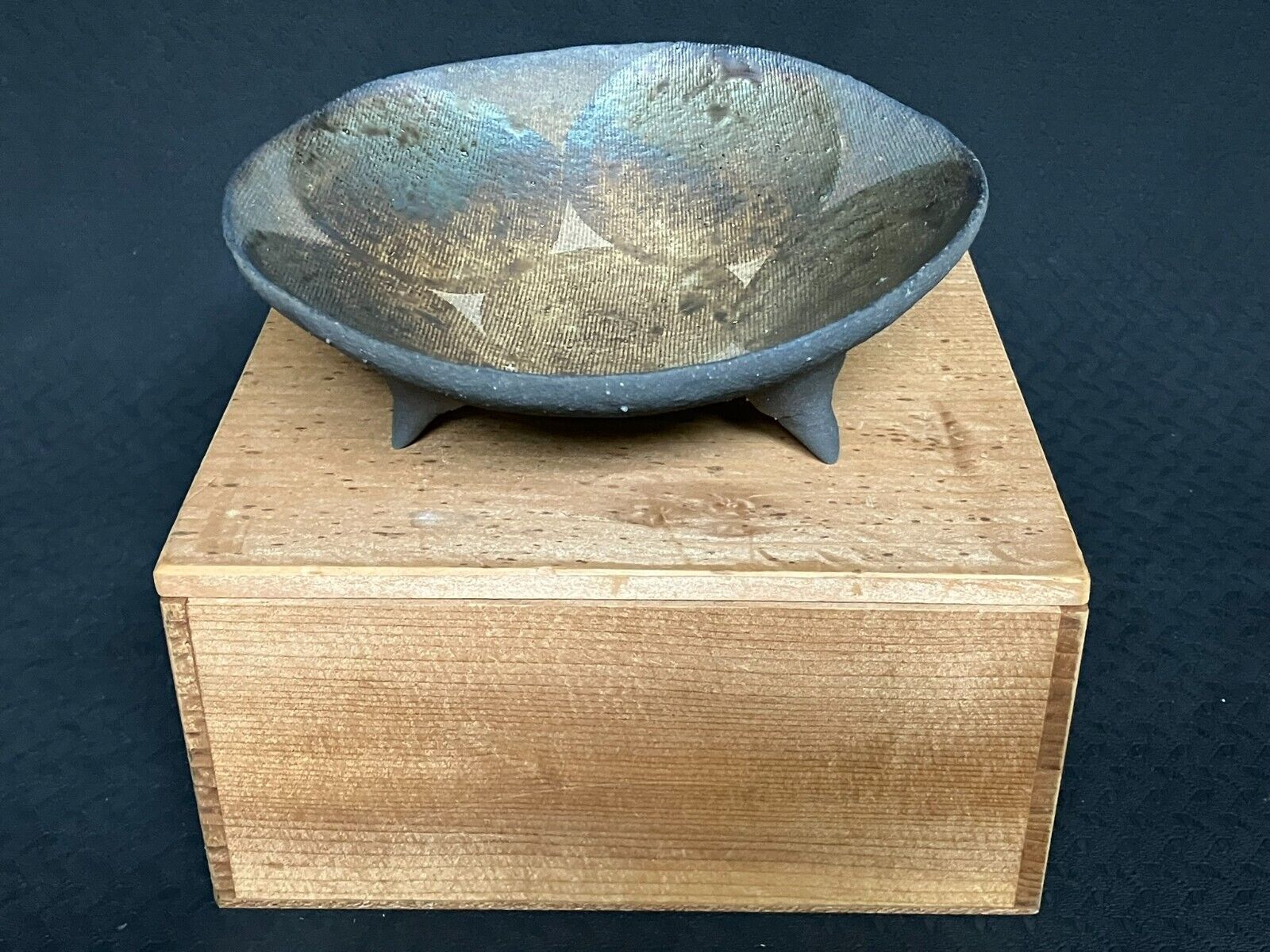 Vintage 1970\'s Japanese Kasama-yaki Metallic Reflection Pottery Bowl