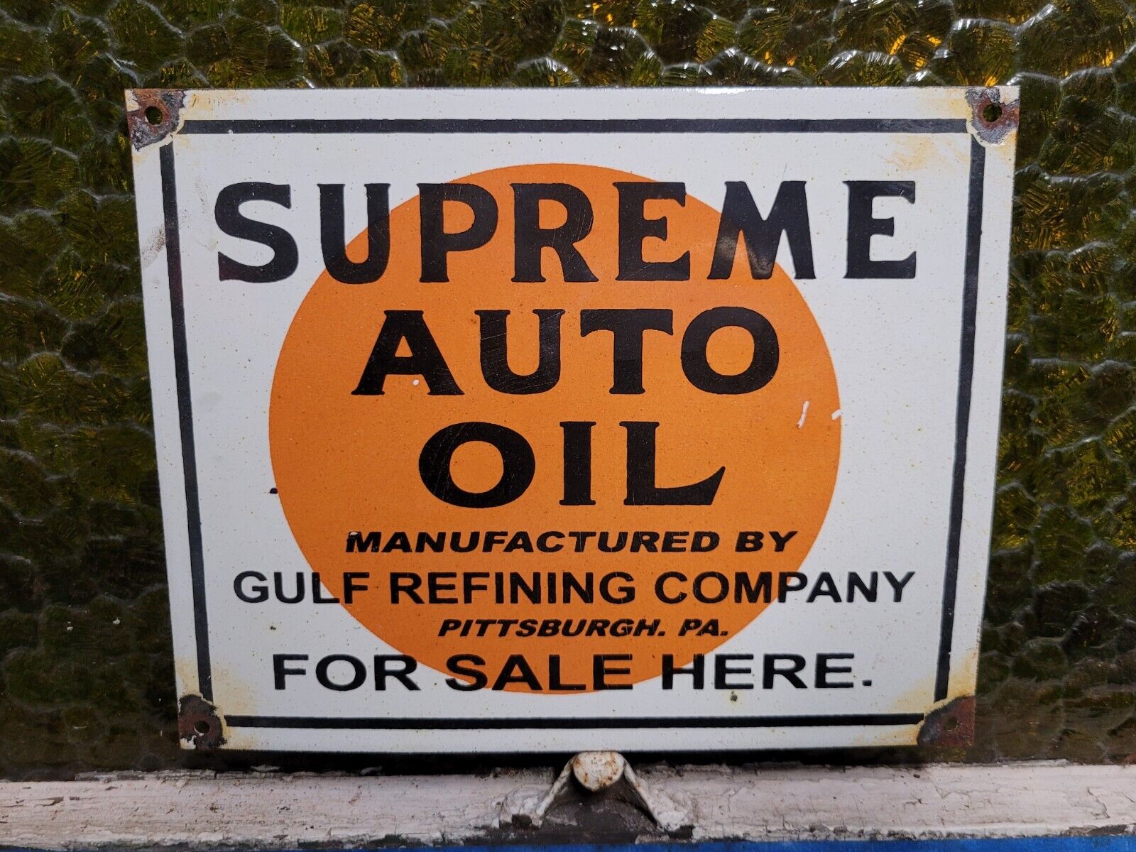 VINTAGE SUPREME AUTO OIL PORCELAIN GULF CO. GAS PUMP PLATE SIGN FOR SALE HERE