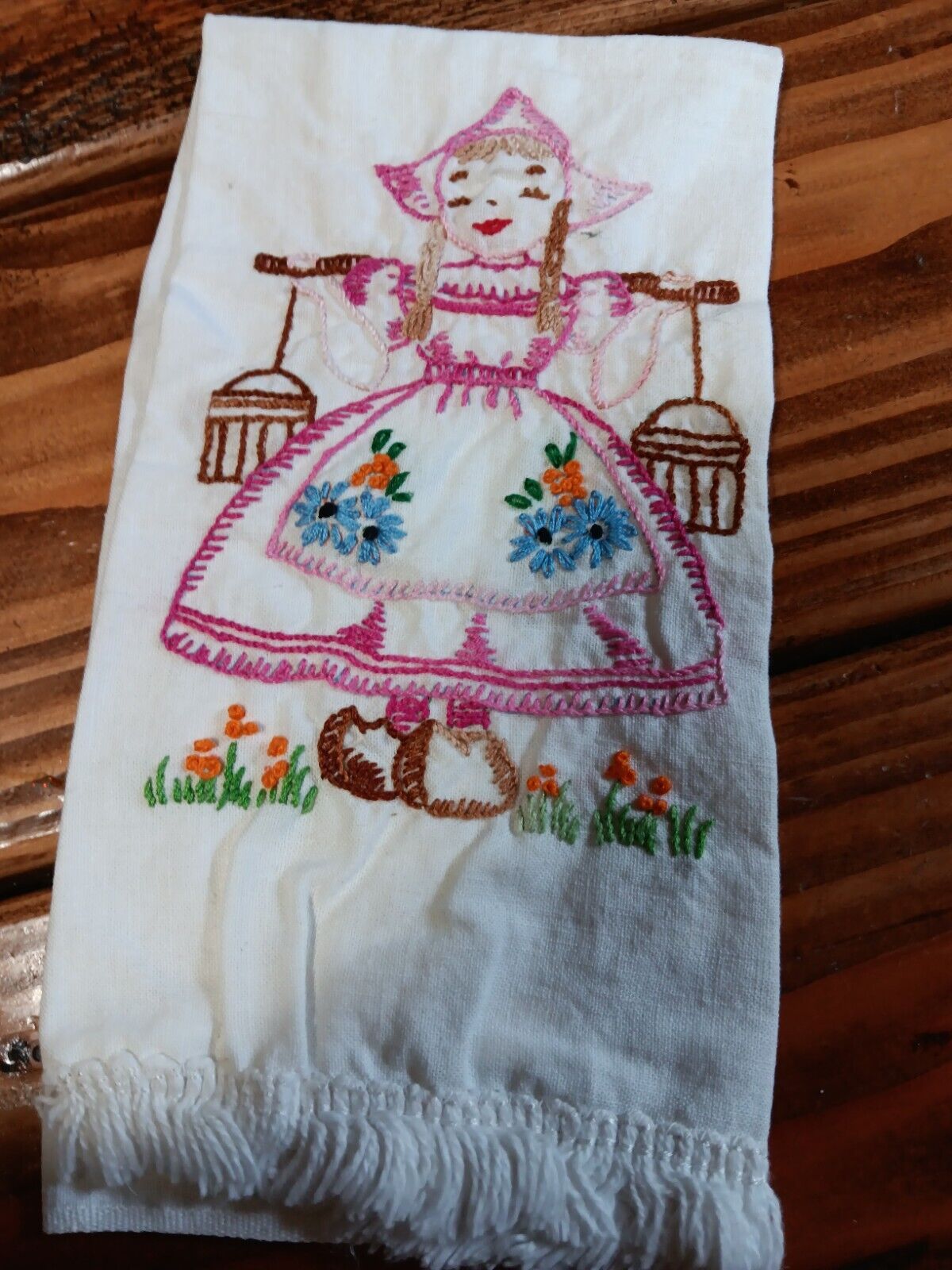 Vintage Embroidered Dutch Girl Tea Towel Excellent Condition
