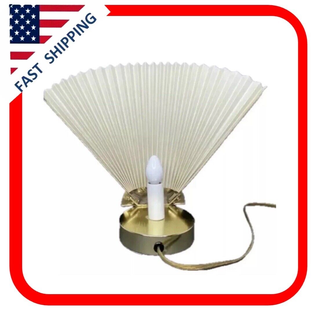 Vintage Mid Century MCM Regency Brass Clam Sea Shell Fan Lamp Decorative Light