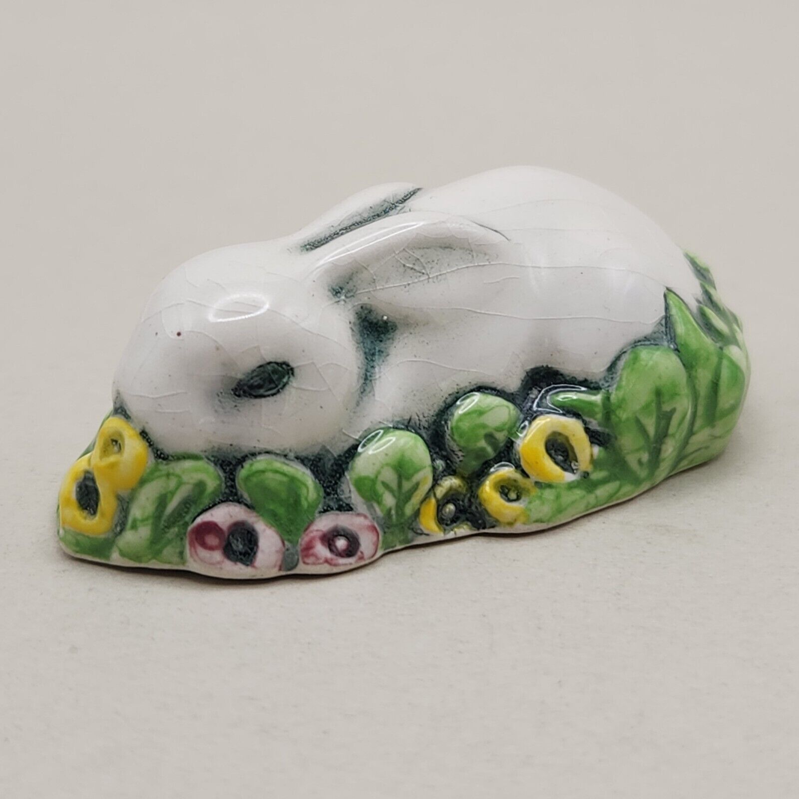 Vtg Margaret Howard Rabbit Figurine White Bunny Flowers Art Pottery England Read