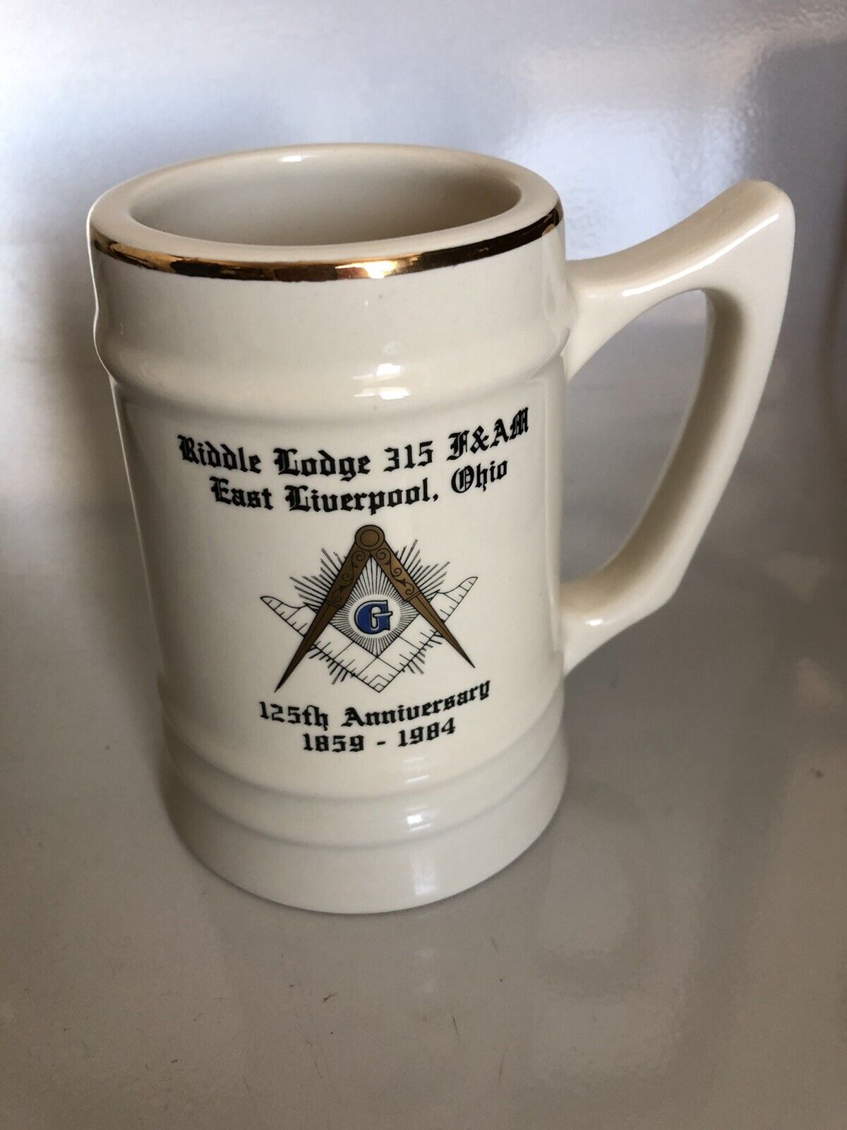 East Liverpool Ohio Riddle Lodge Masons #315 125 Anniversary Stein 1859-1984