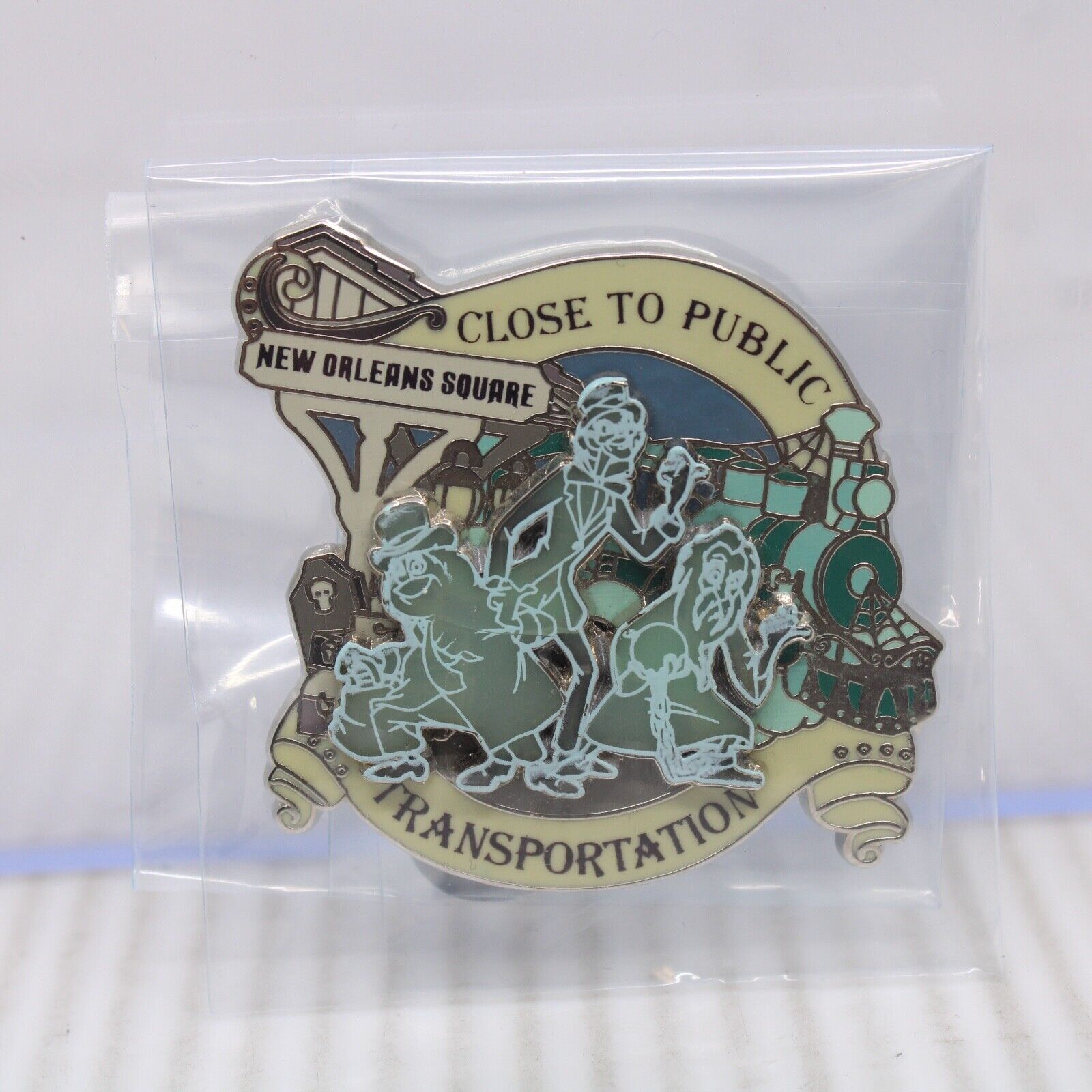 C2 Disney Parks LE O'Pin O Pin House Haunted Mansion Amenities Close to Public