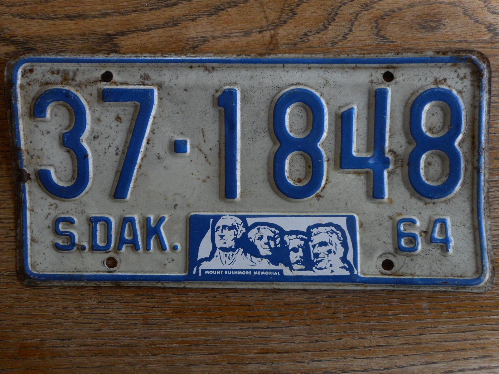 S.Dak South Dakota SD 1964 License Plate Vintage Rushmore State 37-1848 