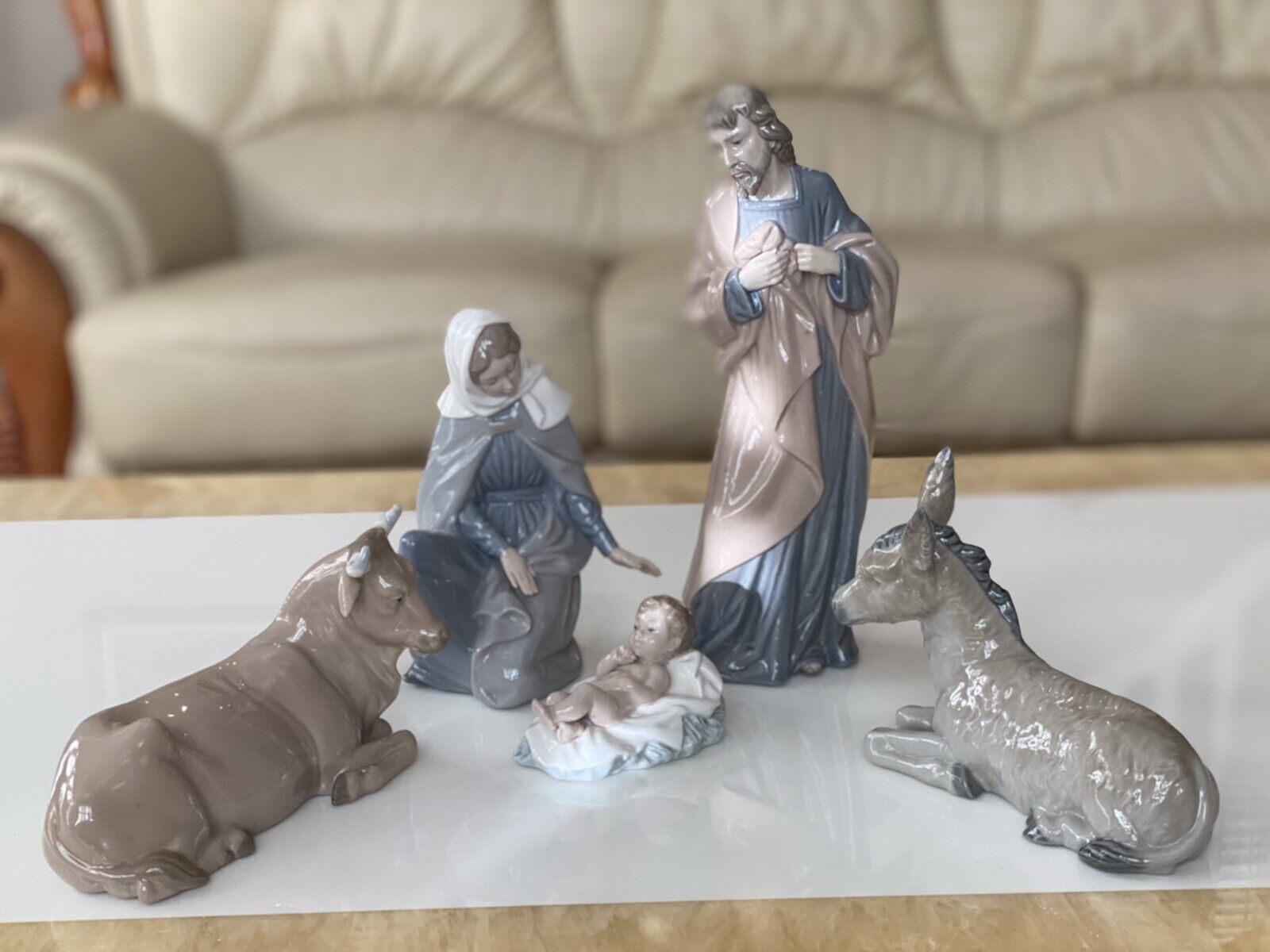 Vtg Nao by Lladro 5 Pieces Porcelain Nativity Figurines Set 1981 Spain Christmas