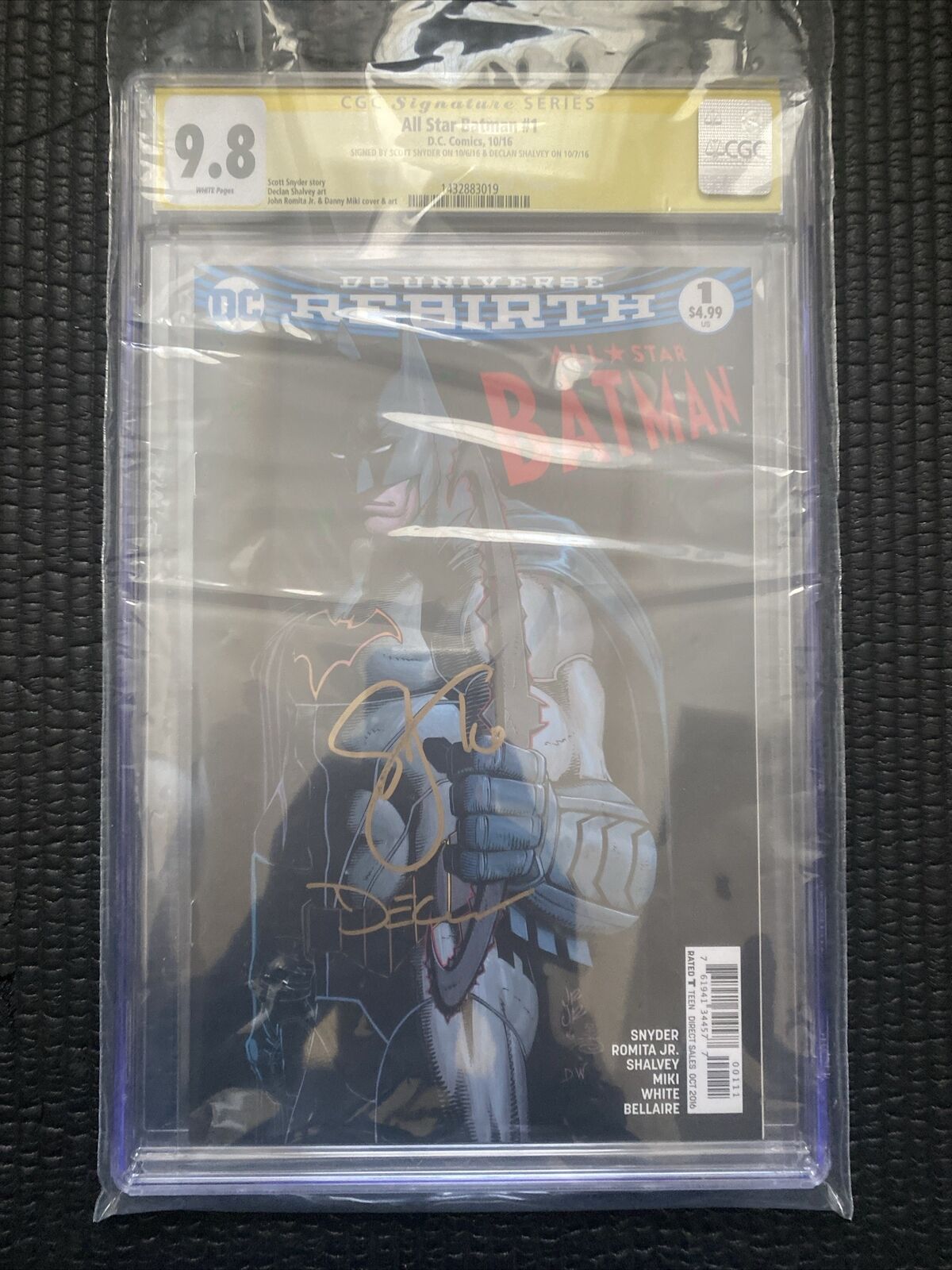 All Star Batman #1🔥🔥CGC 9.8 Signed Romita Variant Signed By Snyder & Shalvey
