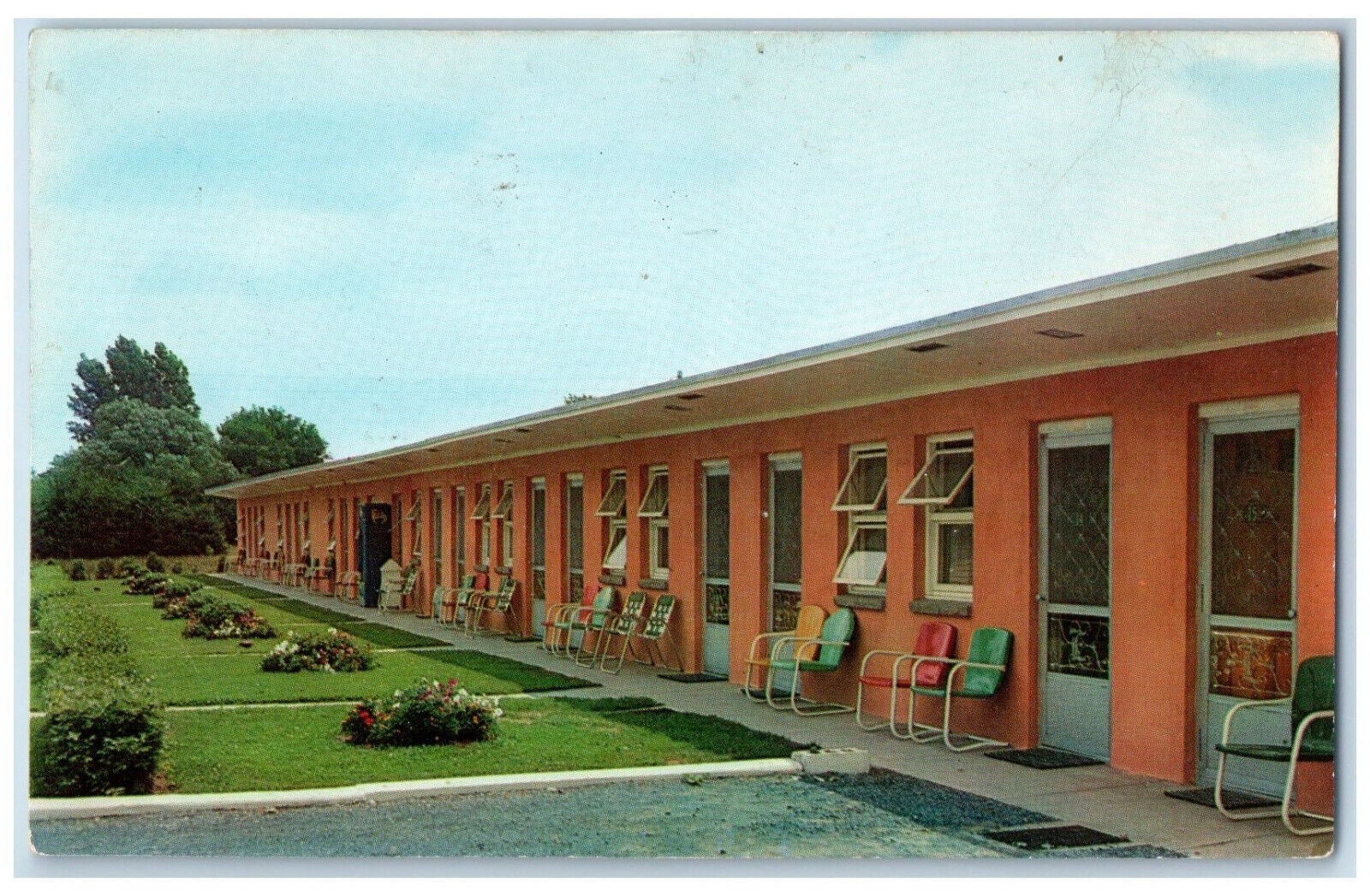 c1950's Traveler's Motel North Syracuse New York NY Unposted Vintage Postcard