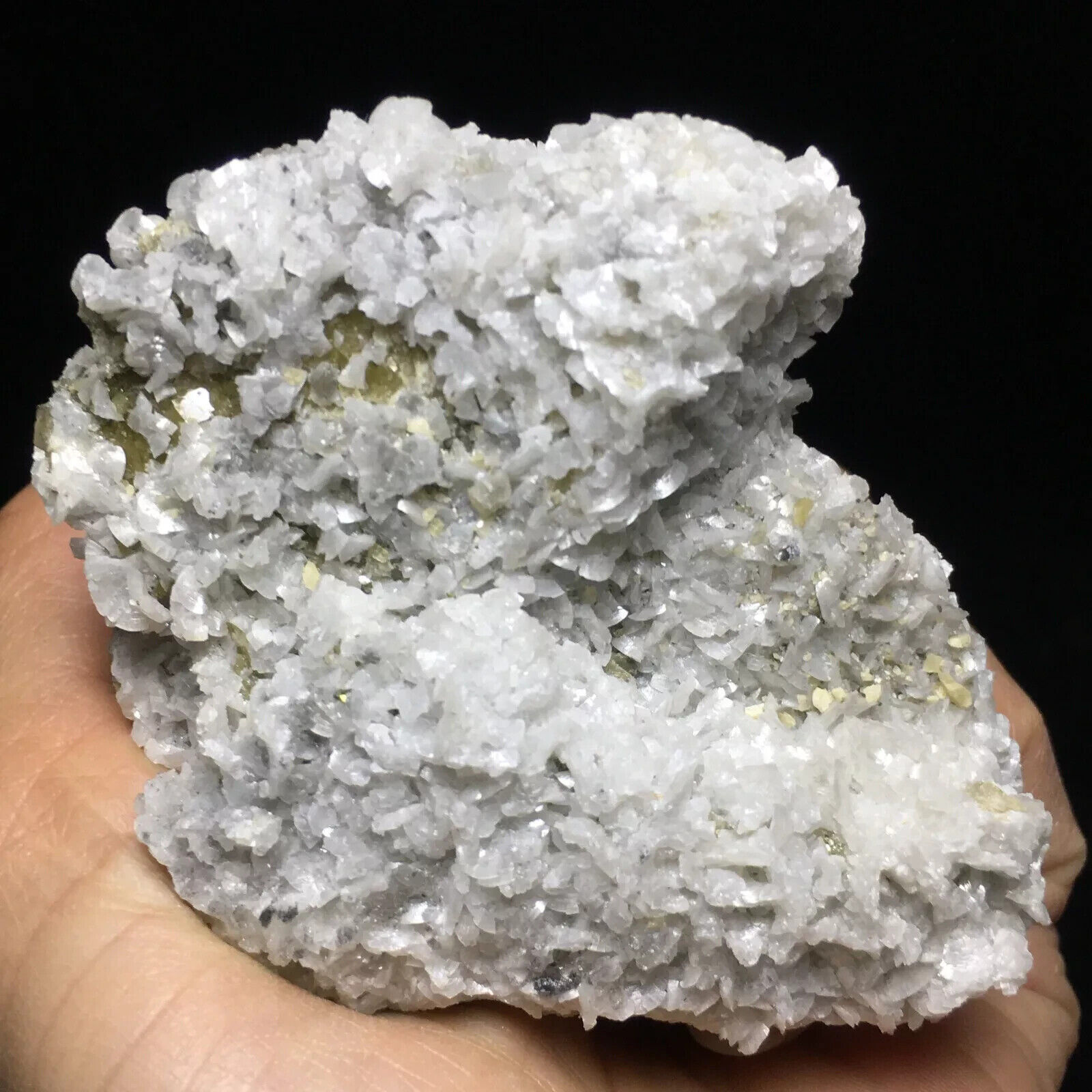 168g Natural Beauty Rare Andradite Garnet Crystal Mineral Specimen/China