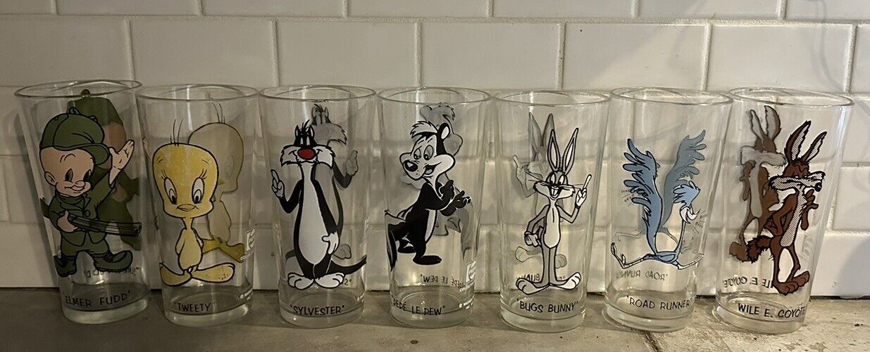 Vintage Looney Tunes Glasses 1973 Pepsi Warner Bros Lot Of 7  READ:)