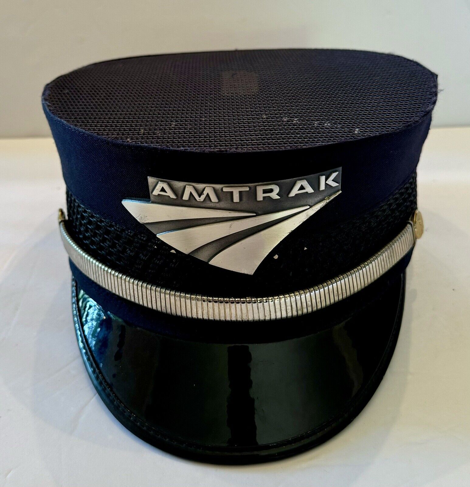 AMTRAK CONDUCTOR HAT & BADGE “PILLBOX STYLE” SOLID TOP - Size 7 1/4 - 100% Wool