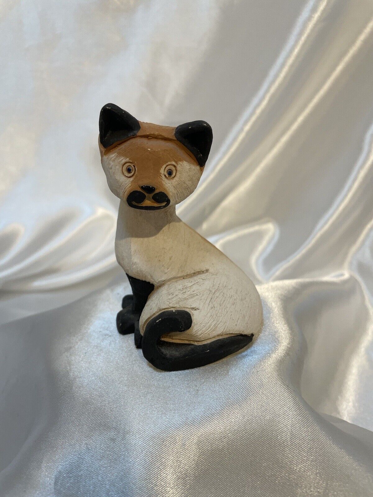 Vintage Artesania Rinconada Cat Figurine Uruguay Pottery, Hand Carved 3”