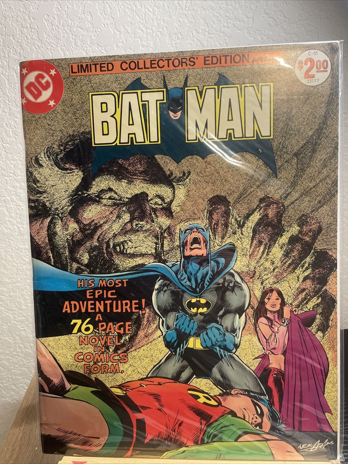 1977 BATMAN C-51 Neal Adams DC Comics Treasury Limited Collectors Edition Book