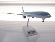 JFox Korean Air Lines Airbus A330-300 1:200 Display Airplane Model picture
