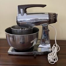 Vintage Sunbeam Mixmaster Deluxe 12 Speed Stand Mixer w Bowls Beaters Works picture