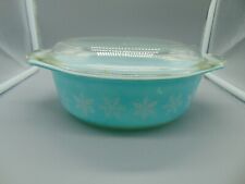 Pyrex Snowflake Blue Oval 1.5 Qt. Covered Casserole 043 Lid Chipped picture