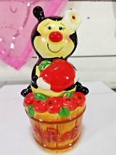 Bumble Bee and Red Apples Ceramic Two Piece Salt and Pepper Shaker Set 5