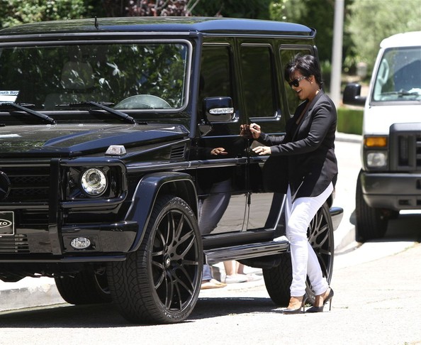 How Many G-Wagon's Does The Kardashian Family Have | Celebrity Cars Blog