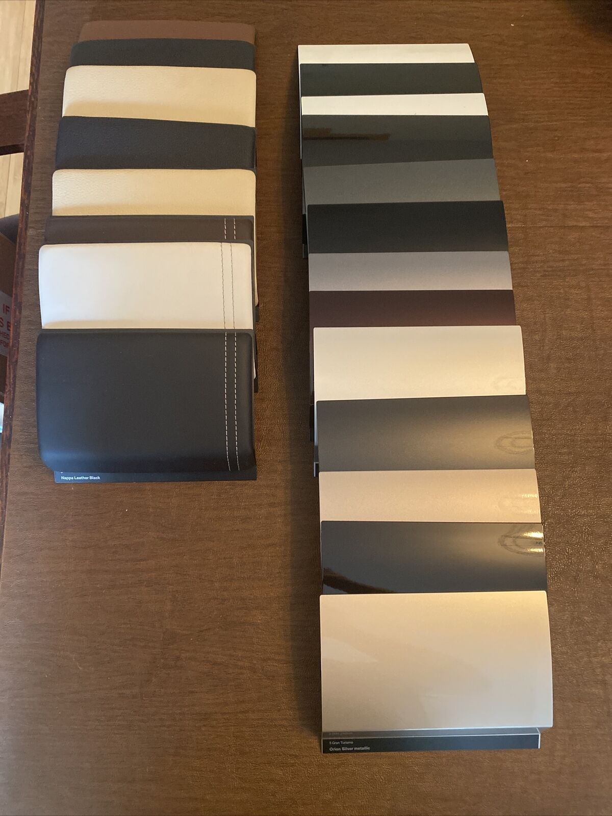 BMW 5 Series Dealer Build Swatches (Leather/Paint)