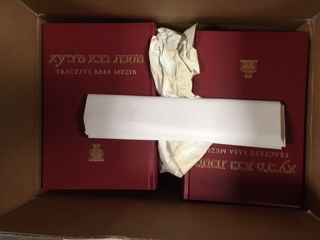 CASE OF 14 Soncino Talmud & Aramaic BABA MEZIA Bava Metzia HEBREW FACING ENGLISH