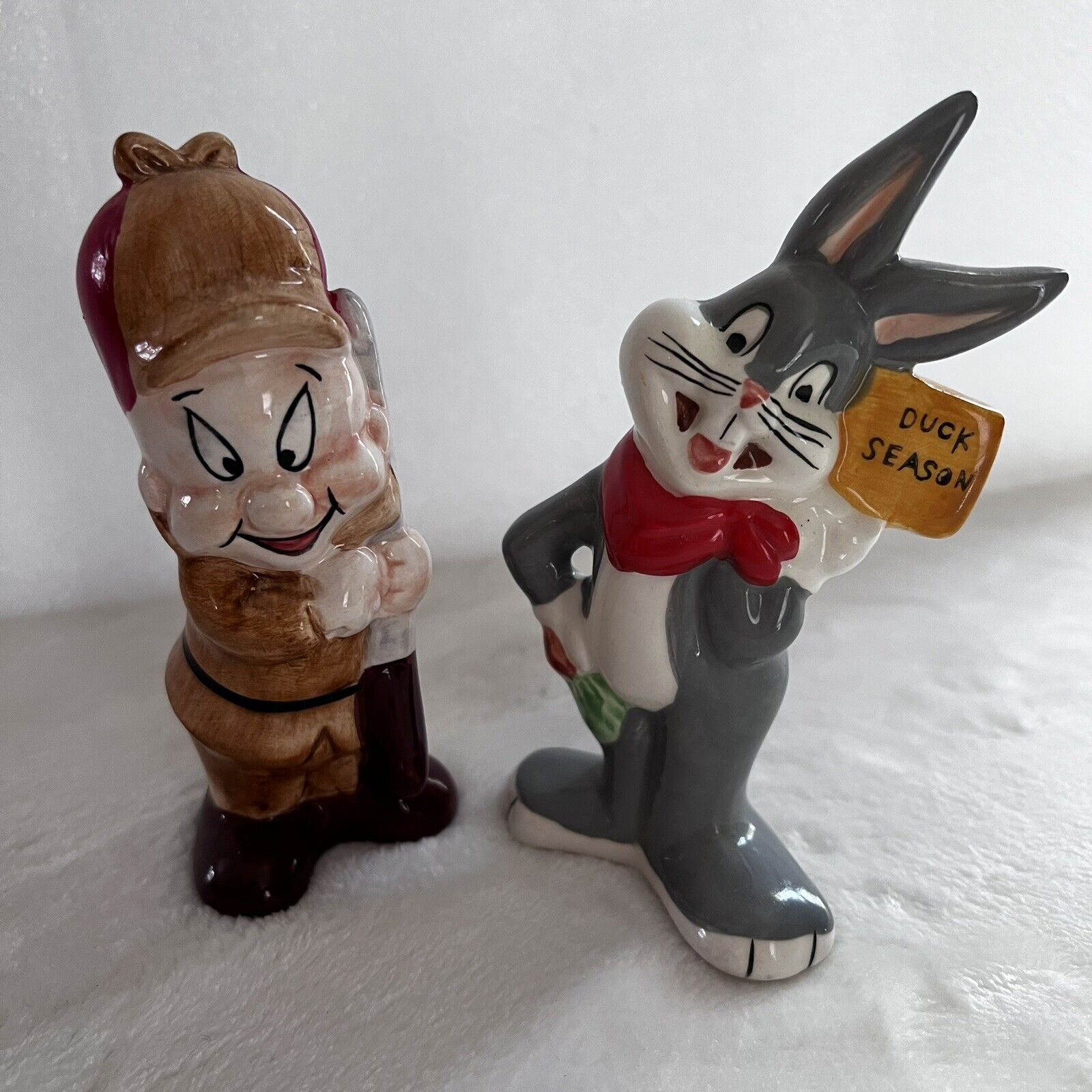 Looney Tunes Bugs Bunny Elmer Fudd Duck Season Salt Pepper Shaker 2000 Gibson