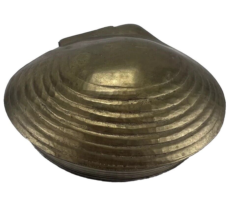 Vintage Brass Jewelry Trinket Box Seashell Clam Shell with Hinged Lid 3.25” box